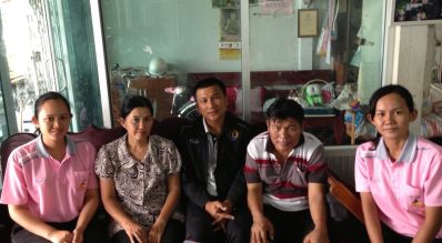 นายสมปอง จันทรี ผู้อำนวยการศูนย์ กกท.จ.บุรีรัมย์ ตรวจเยี่ยมให้กำลังใจอดีตนักกีฬาทีมชาติไทย