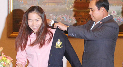 แสดงความยินดี กับ “น้องเมย์” รัชนก อินทนนท์ นักแบดมินตันสาวไทย หลังจากคว้า 3 แชมป์