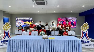 ผู้จัดการกองทุนร่วมเป็นประธานในพิธีลงนามเซ็นต์สัญญามอบเงินรางวัล รายการพาราลิมปิกเกมส์ (วีลแชร์เรซซิ่ง)