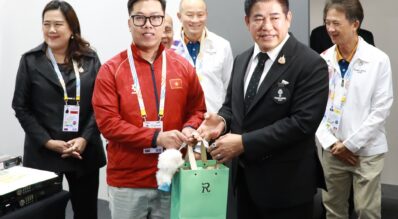 ร้อยเอก ธรรมนัส พรหมเผ่า รองนายกรัฐมนตรี และประธานคณะกรรมการบริหารกองทุนฯ เยี่ยมชม ศูนย์ถ่ายทอดวิทยุและโทรทัศน์นานาชาติ